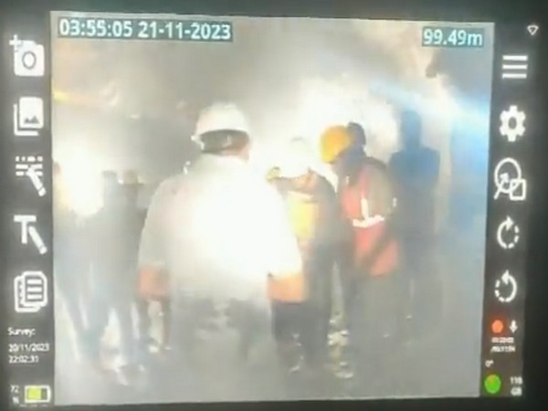 Trapped Workers filmed by endoscopic camera (File photo/ANI)