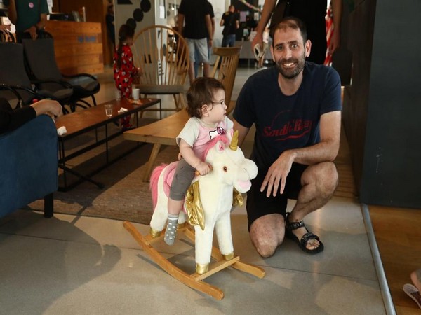 Israeli magician Alan Sakowitz (Photo: TPS)