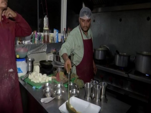 Solid food for trapped workers being prepared (Photo/ANI)