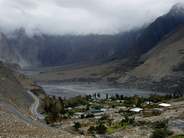 Passu village in Pakistan (Photo credit: Reuters)