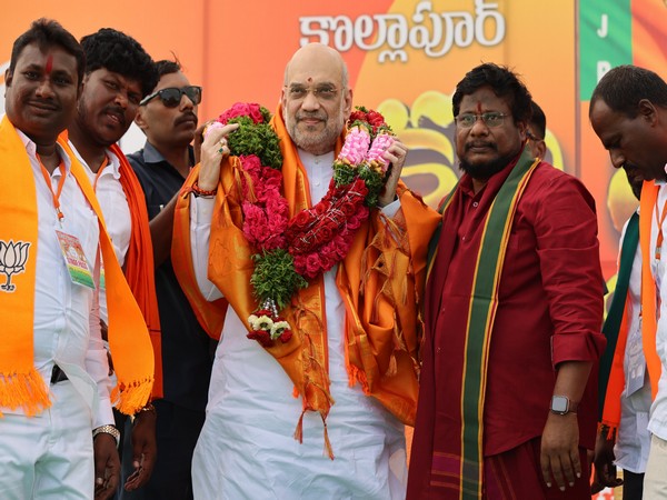 Union Home Minister Amit Shah (Centre) (Photo Courtesy: AmitShah/X)