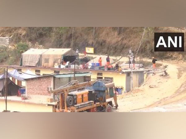 Rescue Operation continues at Silkyara Tunel collapse site (Photo/ANI)