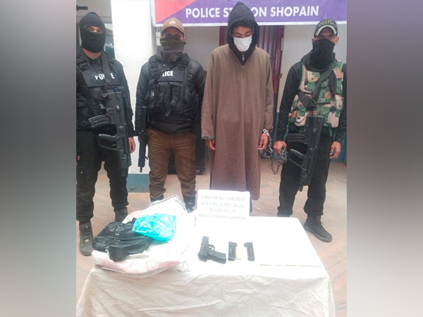 AGuH terrorist associate held in Shopian (Photo/ANI)