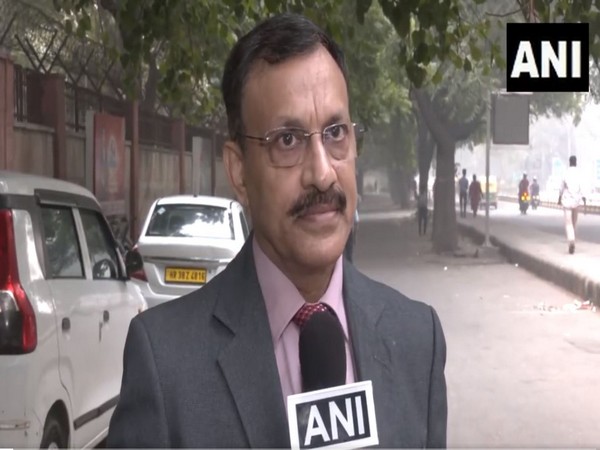 Dr Neeraj Kumar Gupta, Head of Department (Pulmonary), at Safadarjung Hospital (ANI File Photo)