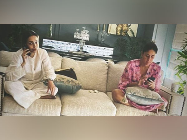 Kareena Kapoor Khan, Malaika Arora (Image Source: Instagram)