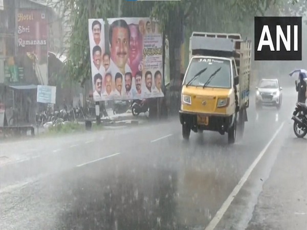Rain lashes parts of Kanchipuram (Photo/ANI)
