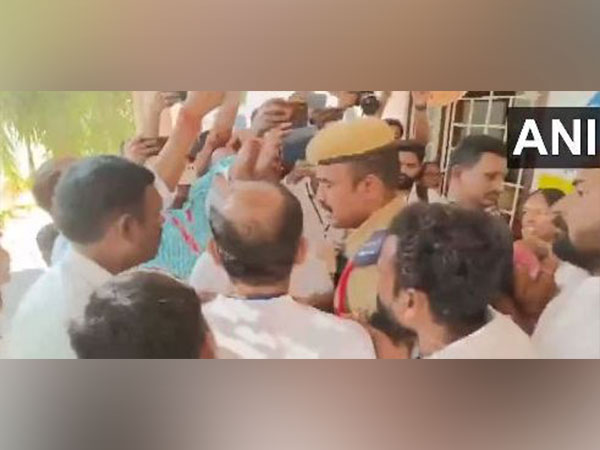 Video grab of the incident (Photo/ANI)