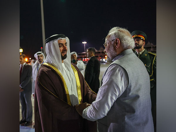 Deputy PM & Minister of Interior of UAE, Sheikh Saif bin Zayed Al Nahyan welcomes PM Modi at Dubai airport. (Photo Credits: X/@ narendramodi)