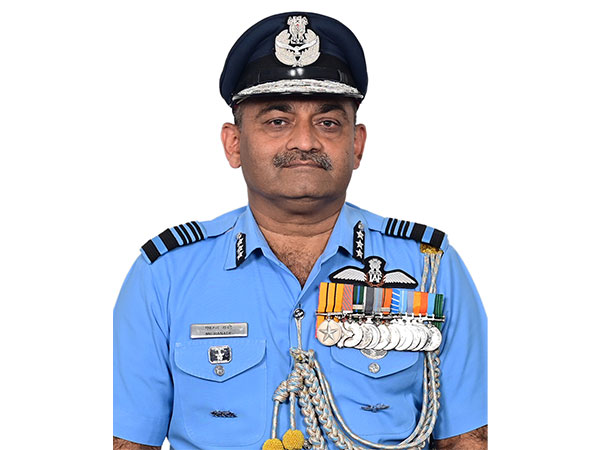 Air Marshal Makarand Ranade assumed the appointment of Director General (Inspection and Safety) (Pic credit/PIB)