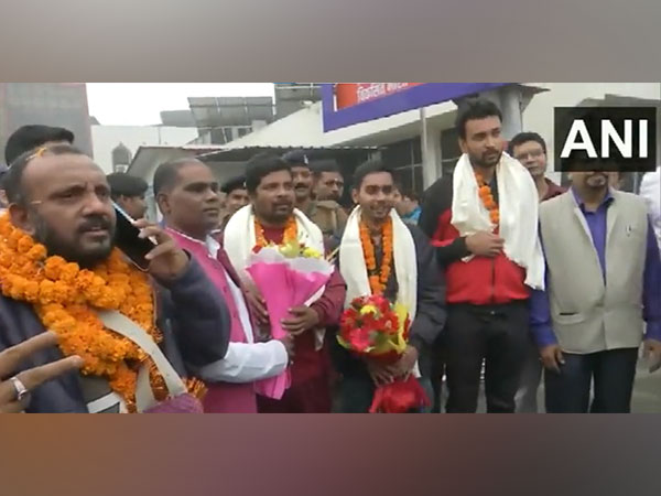 Labourers rescued from Silkyara tunnel at Patna airport (Photo/ANI)