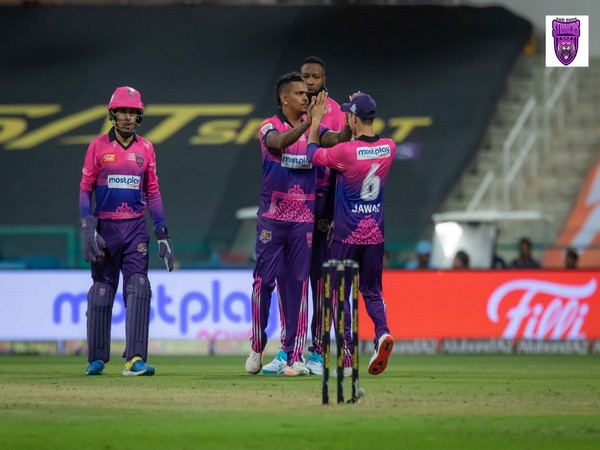 New York Strikers celebrate after winning their first game of Abu Dhabi T10 (Image: Abu Dhabi T10)