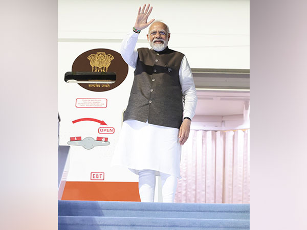 PM Modi wraps up day-long UAE visit (Photo: Twitter/@MEAIndia)