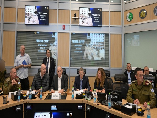 Israel PM holds meeting with war cabinet (Photo/@IsraeliPM)