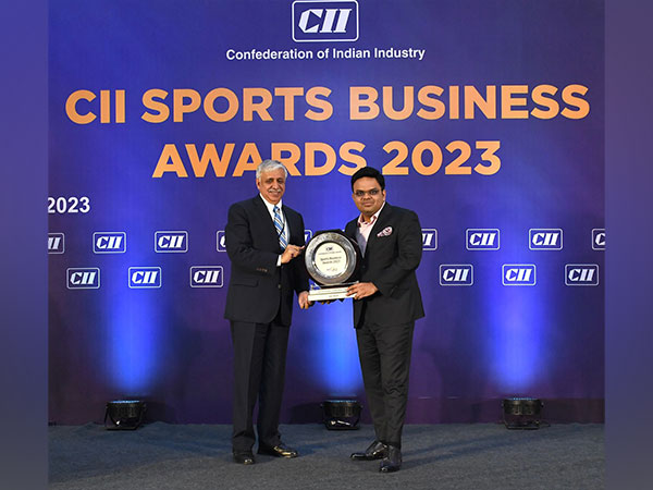 Jay Shah getting the award (Picture: BCCI/Twitter)