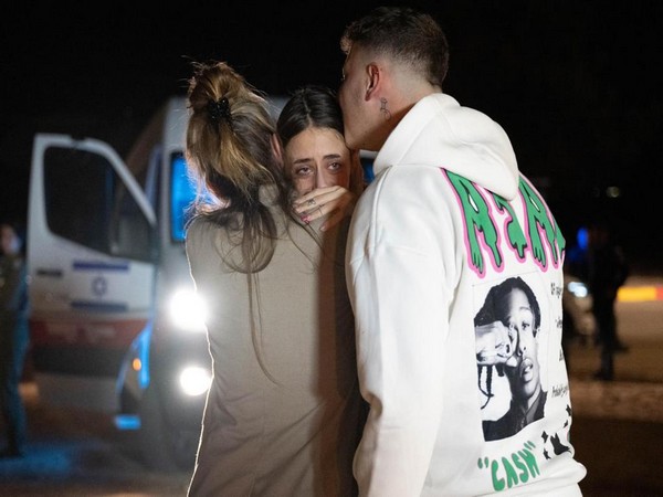 Israeli hostage Mia Schem reunites with her family at the Hatzerim Air Base (Photo/TPS)