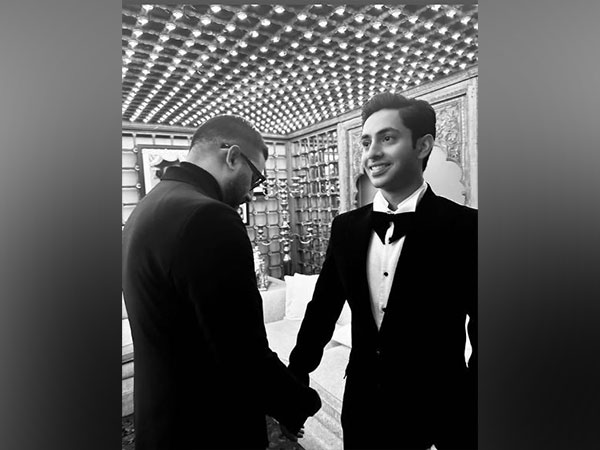 Abhishek Bachchan, Agastya Nanda (Image source: Instagram)