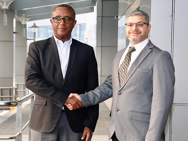 Rwanda’s Foreign Minister arrives in New Delhi (Source: Twitter/@MEAIndia)