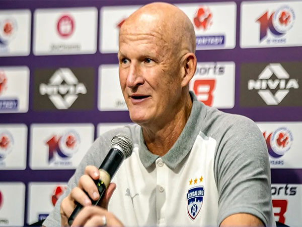 Simon Grayson (Photo: ISL)