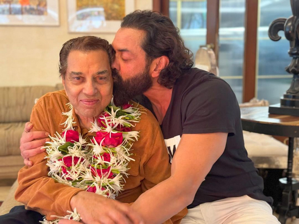 Bobby Deol, Dharmendra (Image Source: Instagram)