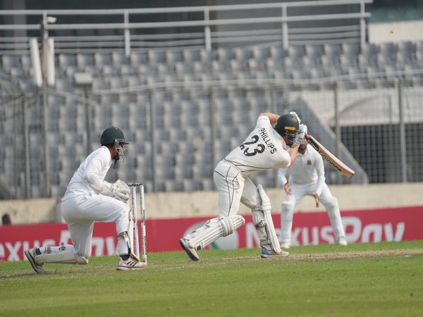 Glenn Phillips in action (Photo: Blackcaps/X)
