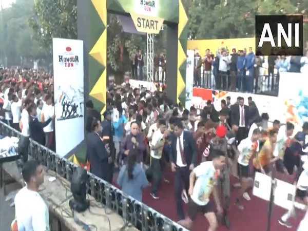 Indian Army organises 'Army Veterans Honour Run' at JLN Stadium (Photo/ANI)