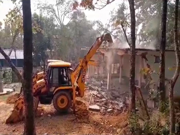Assam's forest department evicted illegally constructed mosque, houses (Photo/ANI)