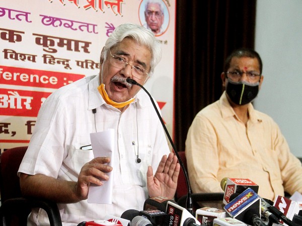 VHP leader Alok Kumar (File Photo/ANI)