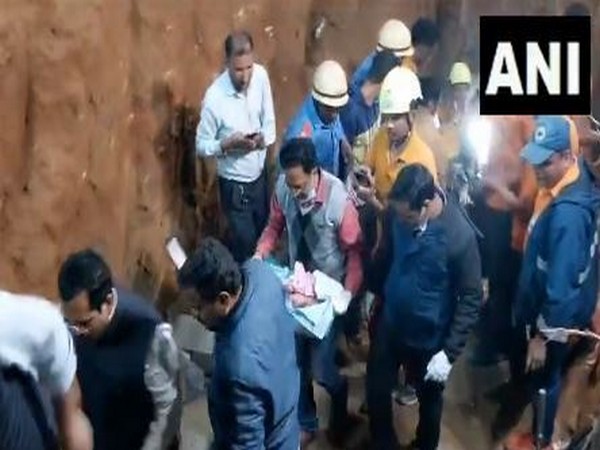 Infant who fell into abandoned borewell in Sambalpur rescued (Photo/ANI)