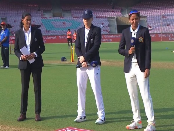 Heather Knight and Harmanpreet Kaur (Photo: BCCI Women/X)