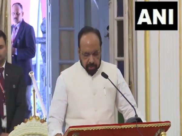 BJP leader Gopal Bhargava taking oath as Pro-tem Speaker (Photo/ANI) 