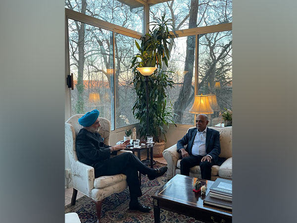  Indian envoy to US discusses technology partnership with IBM CEO (Source: Twitter/@SandhuTaranjitS