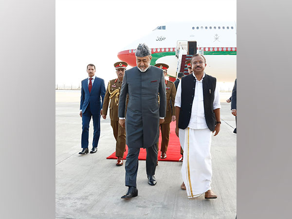 Sultan of Oman Haitham bin Tarik was received by MoS MEA V Muraleedharan at the New Delhi airport on Friday. (Photo/X@MEAIndia)