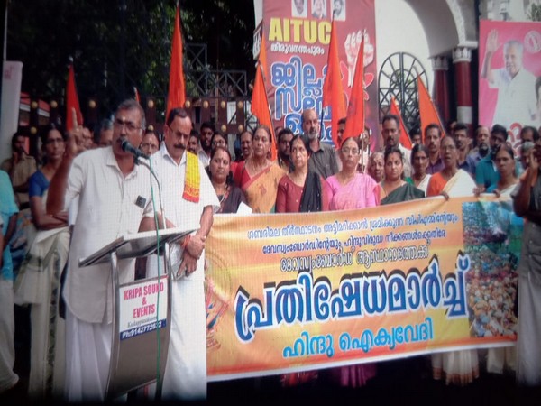 Hindu Aikya Vedi stages protest against Kerala govt alleging lack of facilities in Sabarimala temple (Photo/ANI)