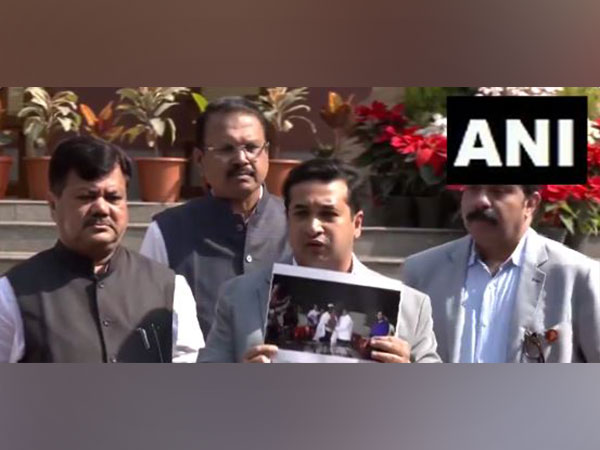 BJP shares video of UBT Sena's Sudhakar Badgujar partying with Dawood Ibrahim's close aide Salim Kutta (Photo/ANI)