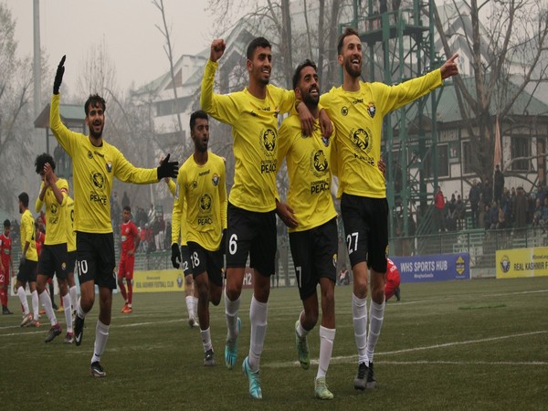 Real Kashmir FC celebrate after beating Shillong Lajong FC (Image: I-League/ AIFF)