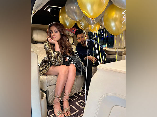 Nupur Sanon and Stebin Ben (Image source: Instagram)