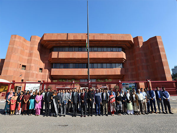 Union Minister of Petroleum and Natural Gas Hardeep Singh Puri pays homage to Kuwait Emir Sheikh Nawaf Al-Ahmad Al-Jaber Al-Sabah (Image Credit: X/@indembkwt)