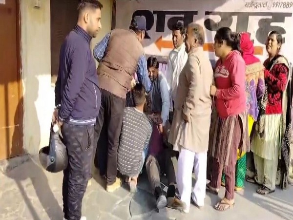 Villagers console kin of a youth shot dead in Uttar Pradesh's Bareilly (Photo/ANI)