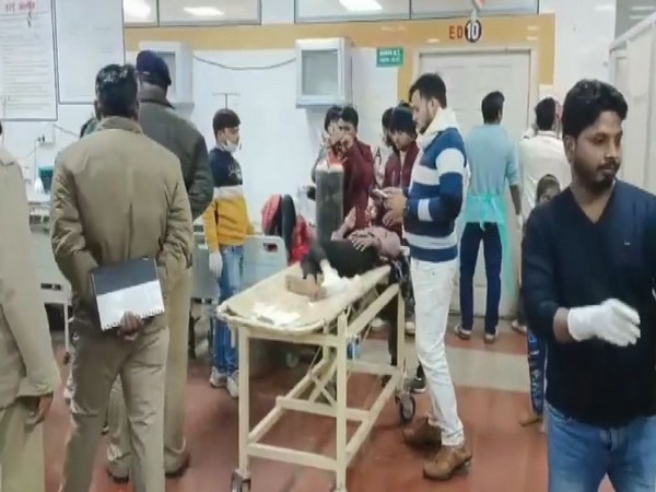 Injured being shifted to hospital (Photo/ANI)