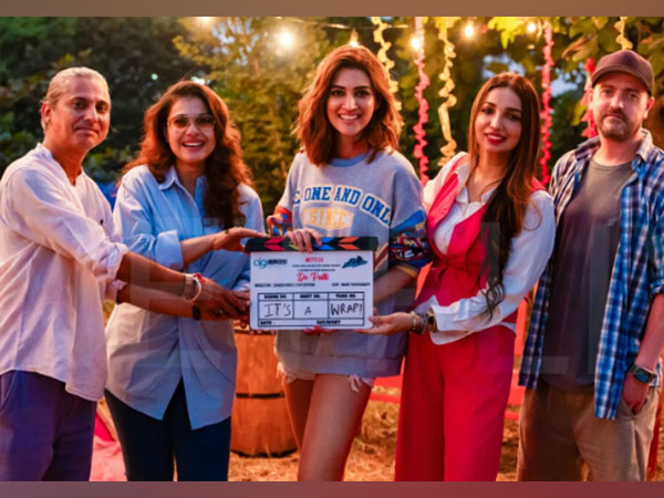 Kriti Sanon and Kajol (Image source: Netflix)
