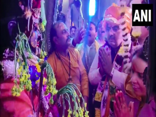 Rajasthan CM Bhajan Lal Sharma offers prayers at Shrinathji temple (Photo/ANI)