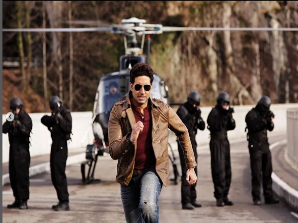 Abhishek Bachchan in 'Dhoom 3' 