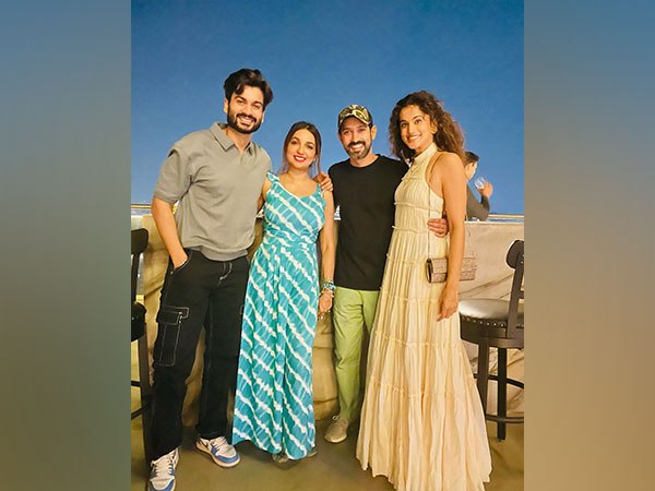 Taapsee Pannu, Vikrant Massey, Sunny Kaushal and Kanika Dhillon (Image source: Instagram)