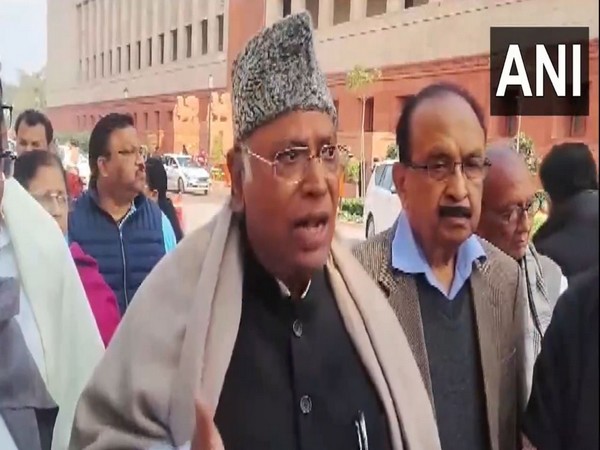 Congress President Mallikarjun Kharge (Photo/ANI)