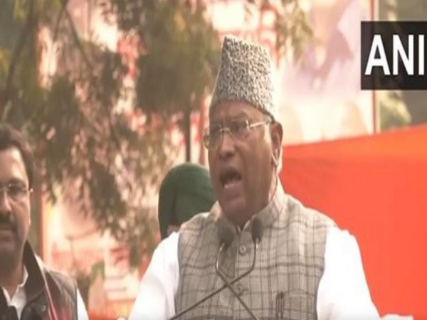 Congress President Mallikarjun Kharge during protest at Jantar Mantar. (Photo/ANI)