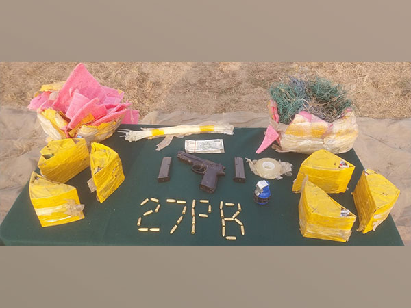 Seizure made by J&K police in Akhnoor (Photo/ANI) 