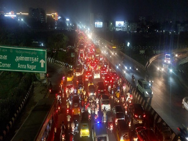 Traffic jams in Tamil Nadu's Chennai ahead on Christmas Eve (Image/ANI)