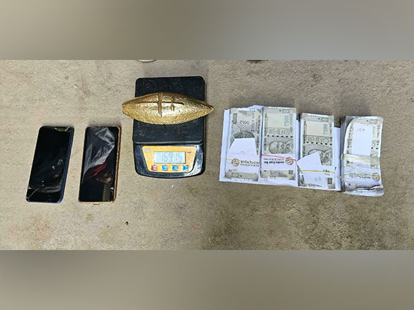 Assam Police bust fake gold, fake Indian currency notes racket in Guwahati (Photo/ANI)