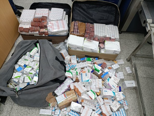 Medicines seized by CISF (Photo/ANI)