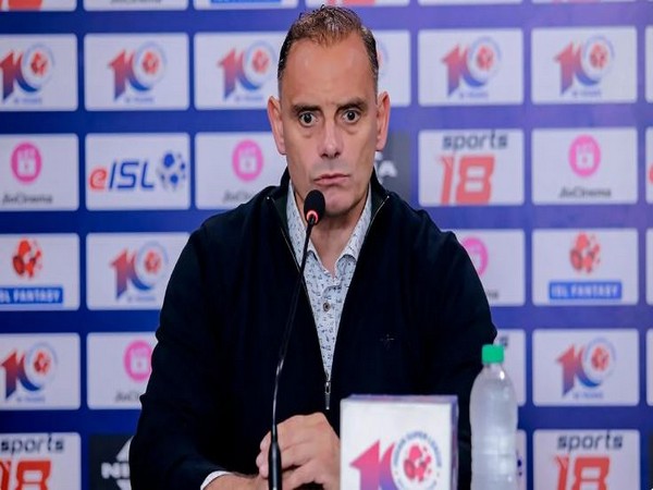 Punjab FC coach Staikos Vergetis. (Photo- ISL)